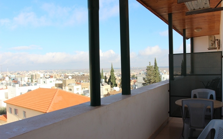 Вид с балкона в номере Дома Паломника